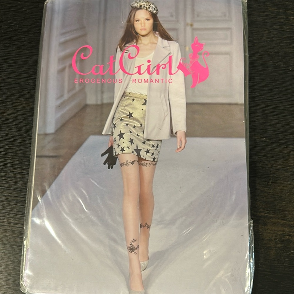 Cat curl erogenous romantic